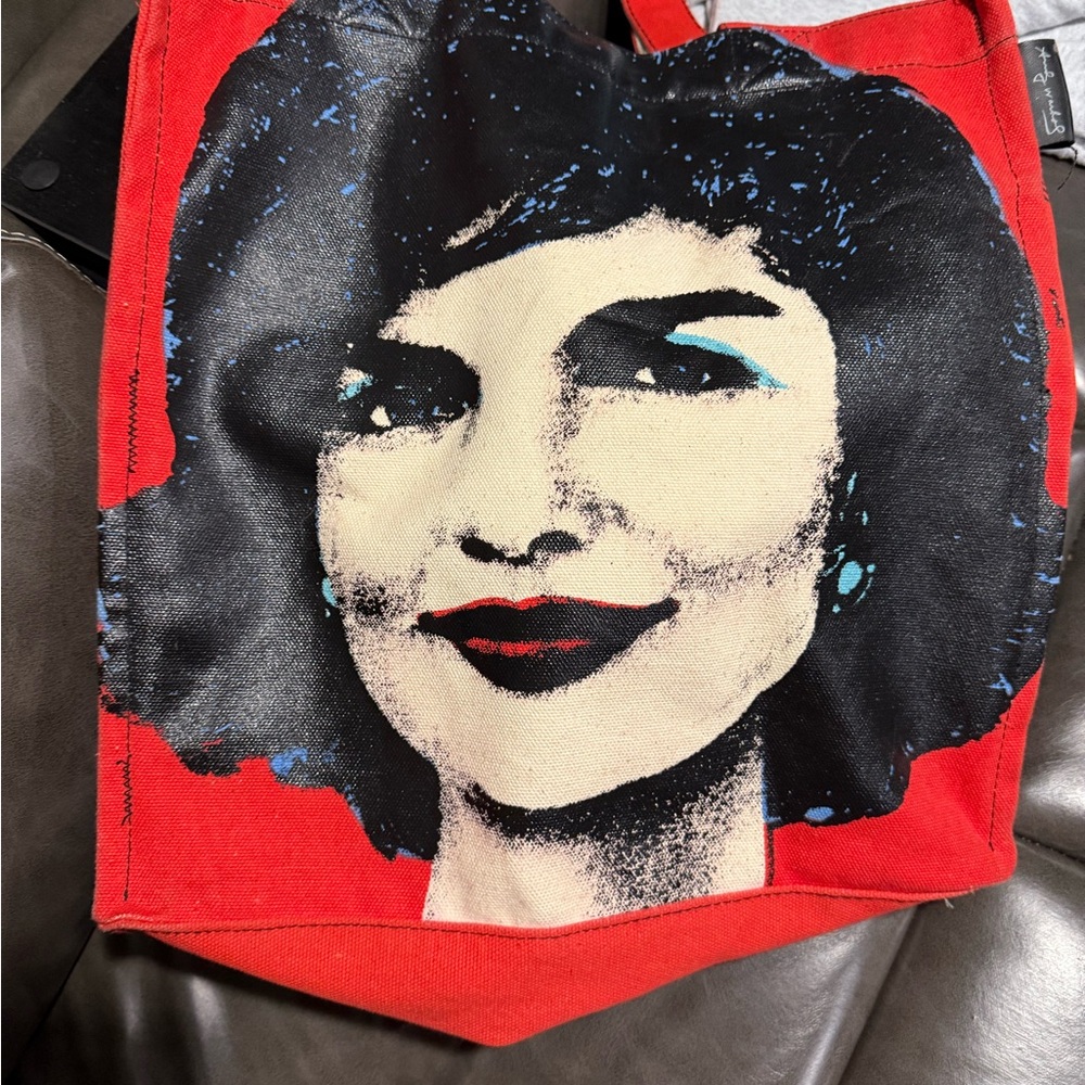 Andy Warhol Jackie O Red Tote Bag - Picture 13 of 13